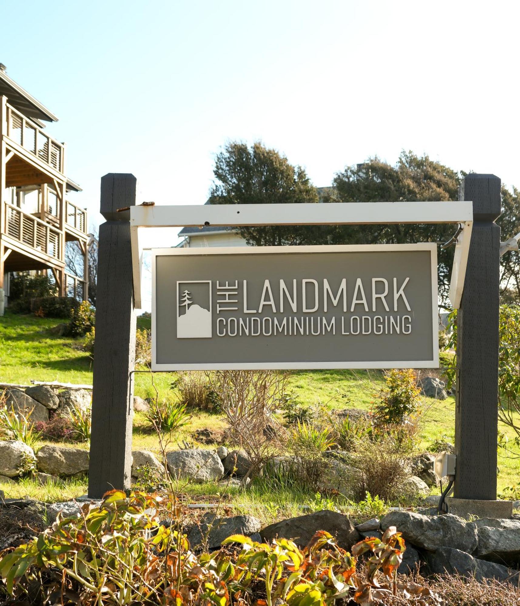 The Landmark Inn On Orcas Island Eastsound Exterior photo